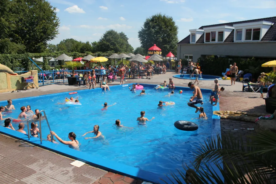 Zwembad (grote bad)