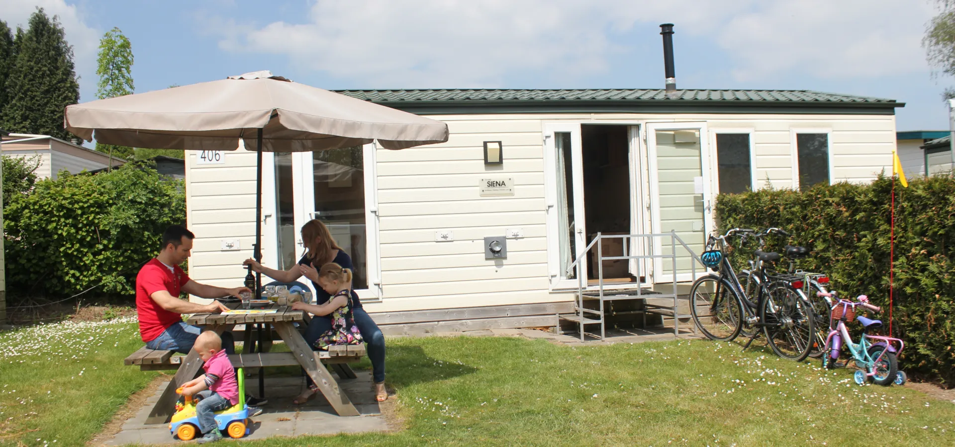 4pers Mobile Home (gezin terras)