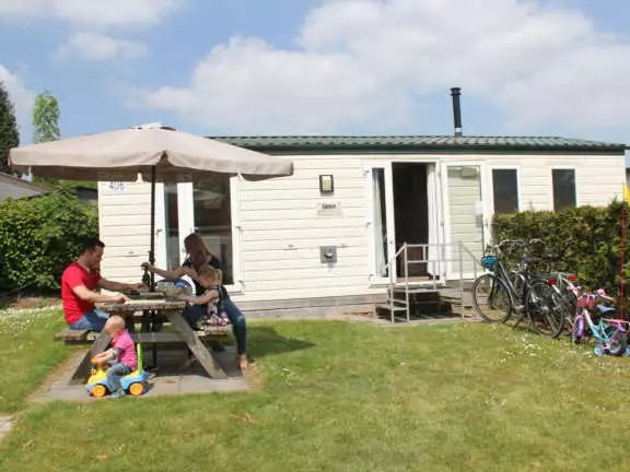 4pers Mobile Home gezin terras 2015