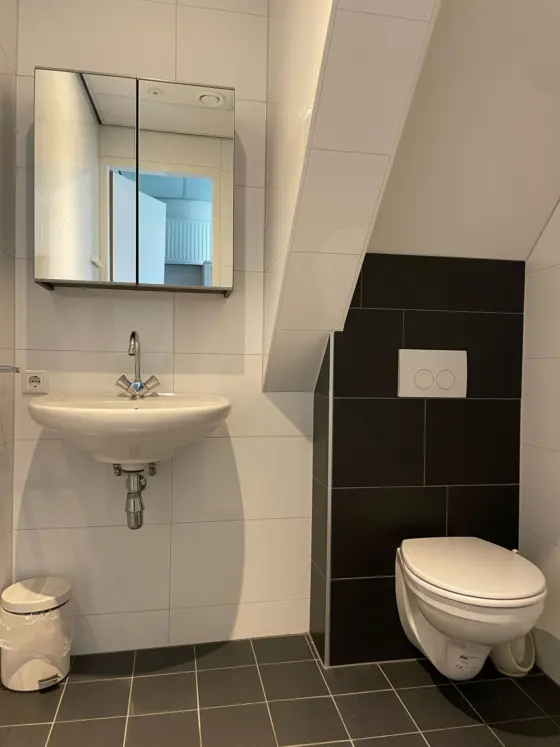 4 persoons kamer badkamer